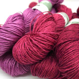 Louet Euroflax Wet Spun Linen Yarn in Shades of Pink