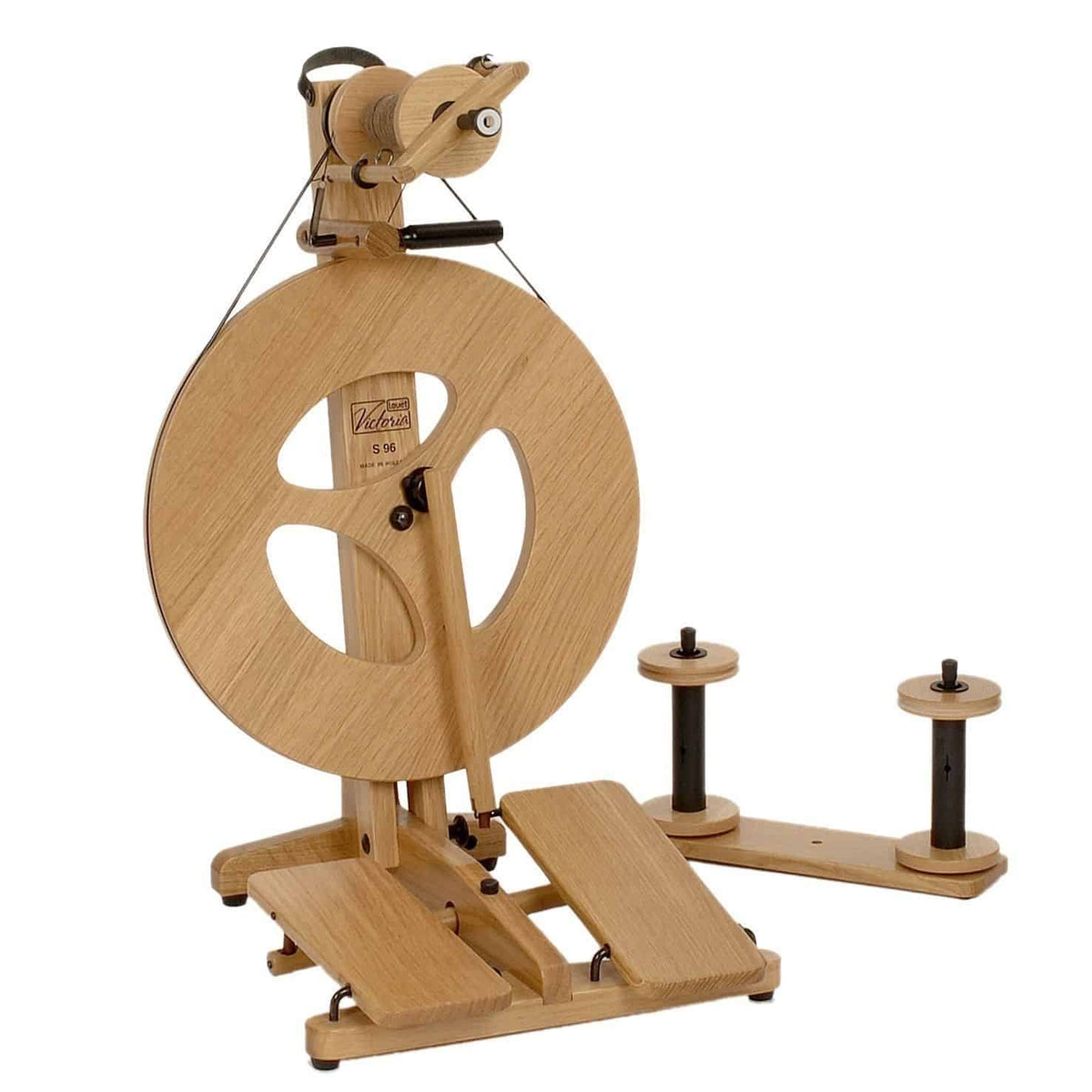 Louet Victoria Spinning Wheel Oak - Thread Collective
