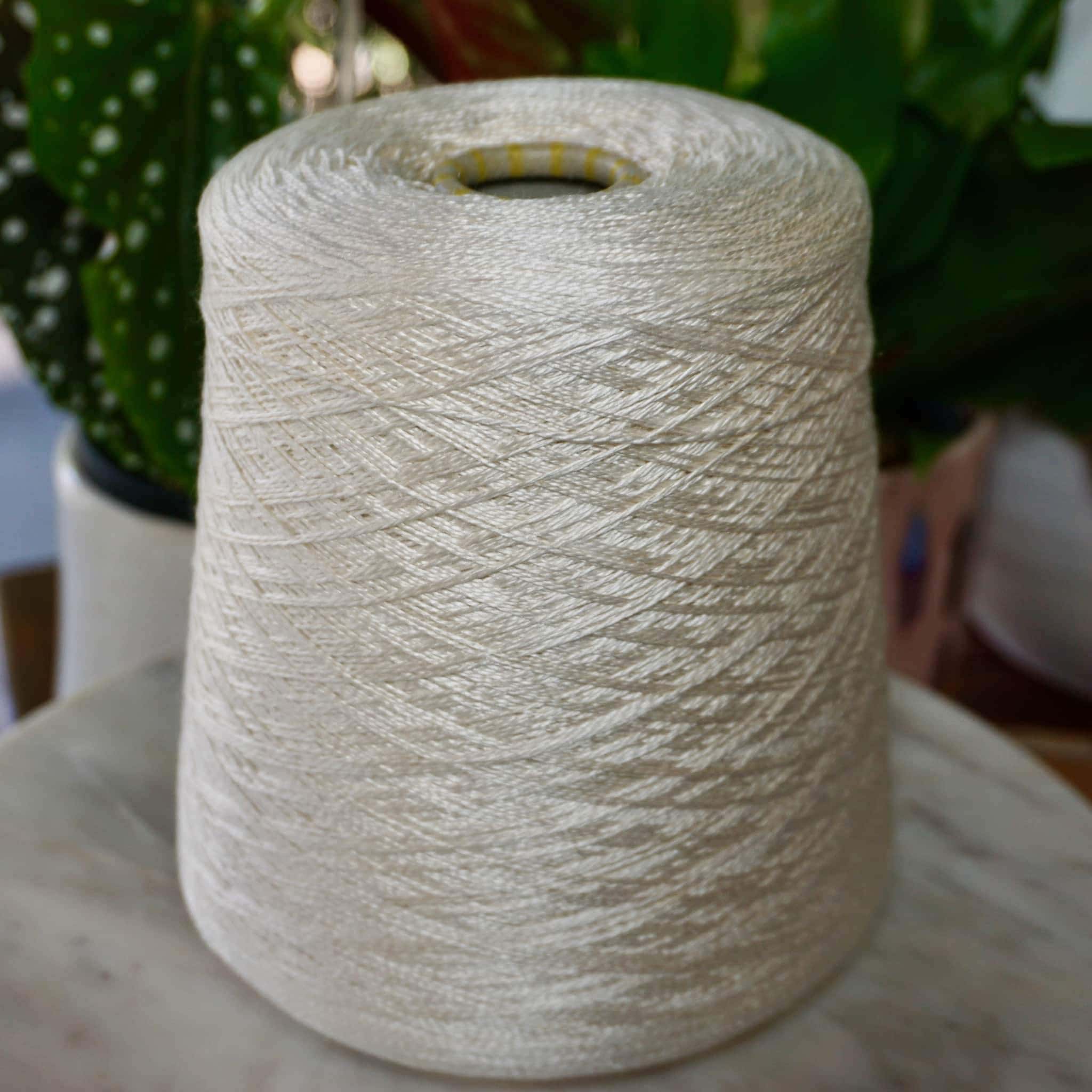 Touchy Feel 3mm Fancy Yarns For Knitting Polyester Feather Yarn