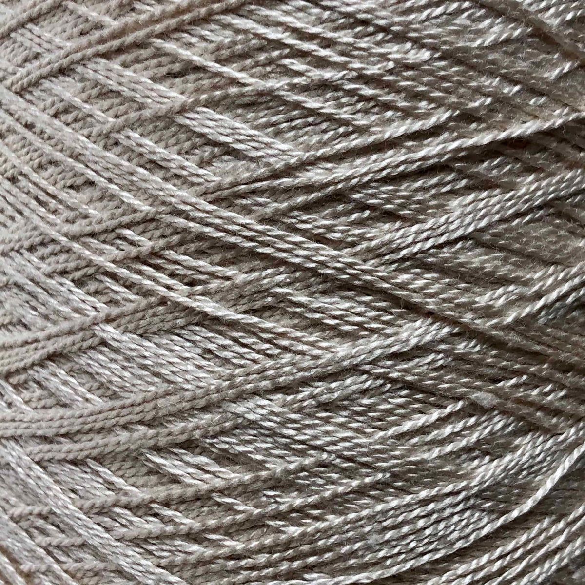 Thick 100% Lavender Yarn close up